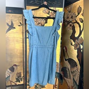 Forever 21 Brand new Denim dress
Size L